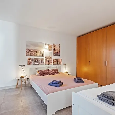 Apartment Higueron *